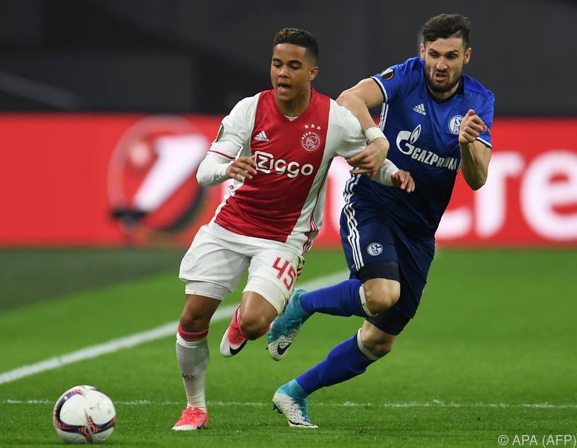 Schalke muss gegen Ajax eine 0:2-Pleite aus dem Hinspiel wettmachen Schalke muss gegen Ajax eine 0:2-Pleite aus dem Hinspiel wettmachen
