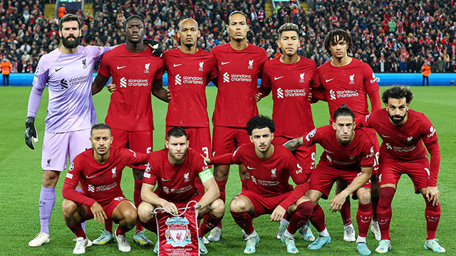    liverpool 2018 team photo