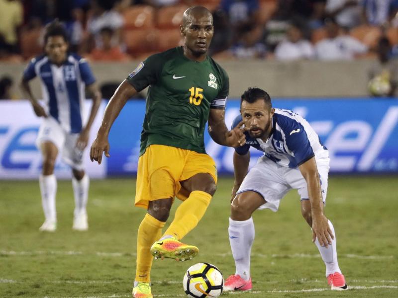 Beim Gold Cup lief Florent Malouda (re.) für Französisch-Guyana auf. Beim Gold Cup lief Florent Malouda (re.) für Französisch-Guyana auf.