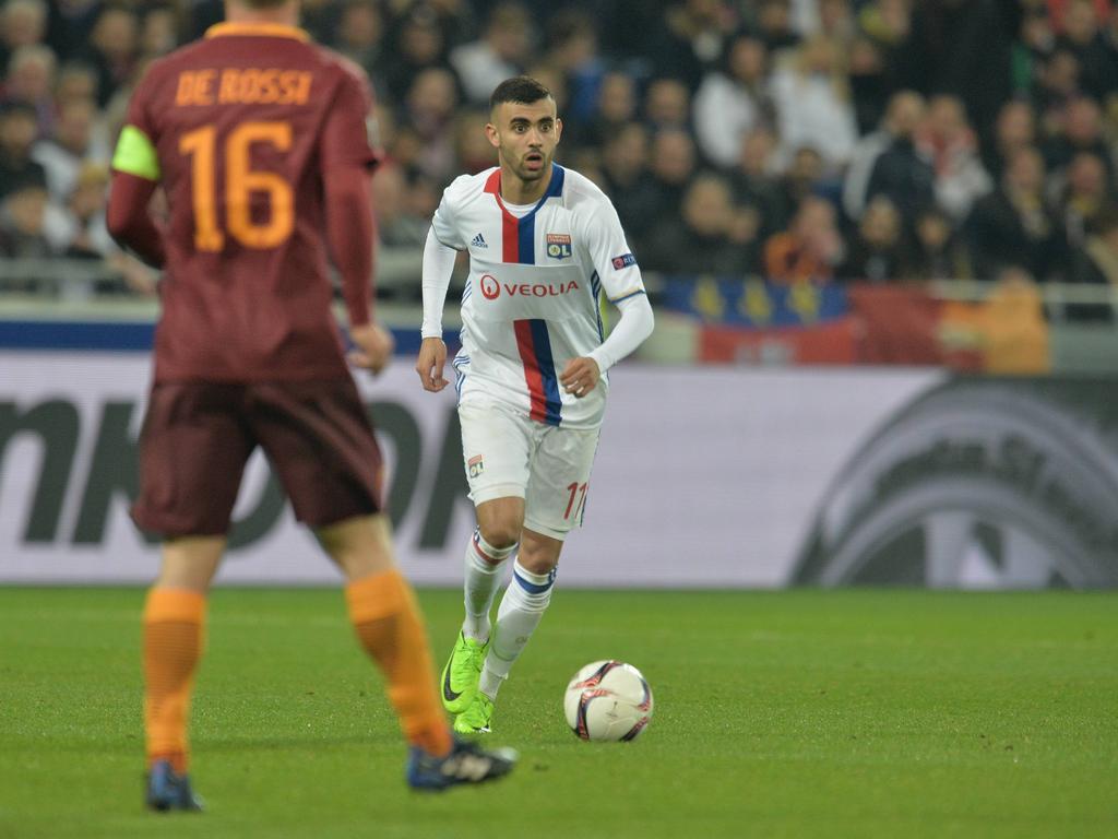 Rachid Ghezzal conduce el cuero en la medular francesa. (Foto: Imago) Rachid Ghezzal conduce el cuero en la medular francesa. (Foto: Imago)