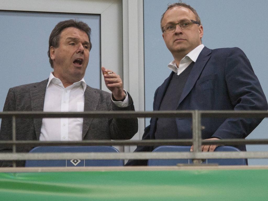 Die HSV-Bosse Bruchhagen (l.) und Wettstein arbeiten weiter am Aufschwung des HSV Die HSV-Bosse Bruchhagen (l.) und Wettstein arbeiten weiter am Aufschwung des HSV