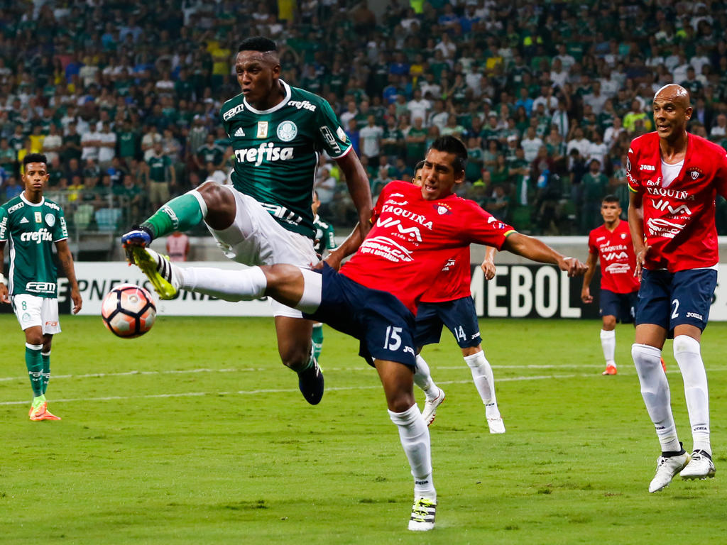 Yerry Mina (izq.) marcó el único gol del partido. (Foto: Getty) Yerry Mina (izq.) marcó el único gol del partido. (Foto: Getty)