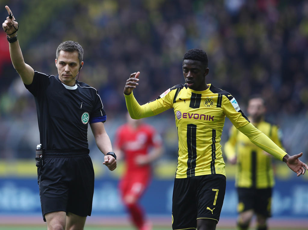 Für Ousmane Dembélé (r.) werden deutlich über 100 Millionen aufgerufen Für Ousmane Dembélé (r.) werden deutlich über 100 Millionen aufgerufen