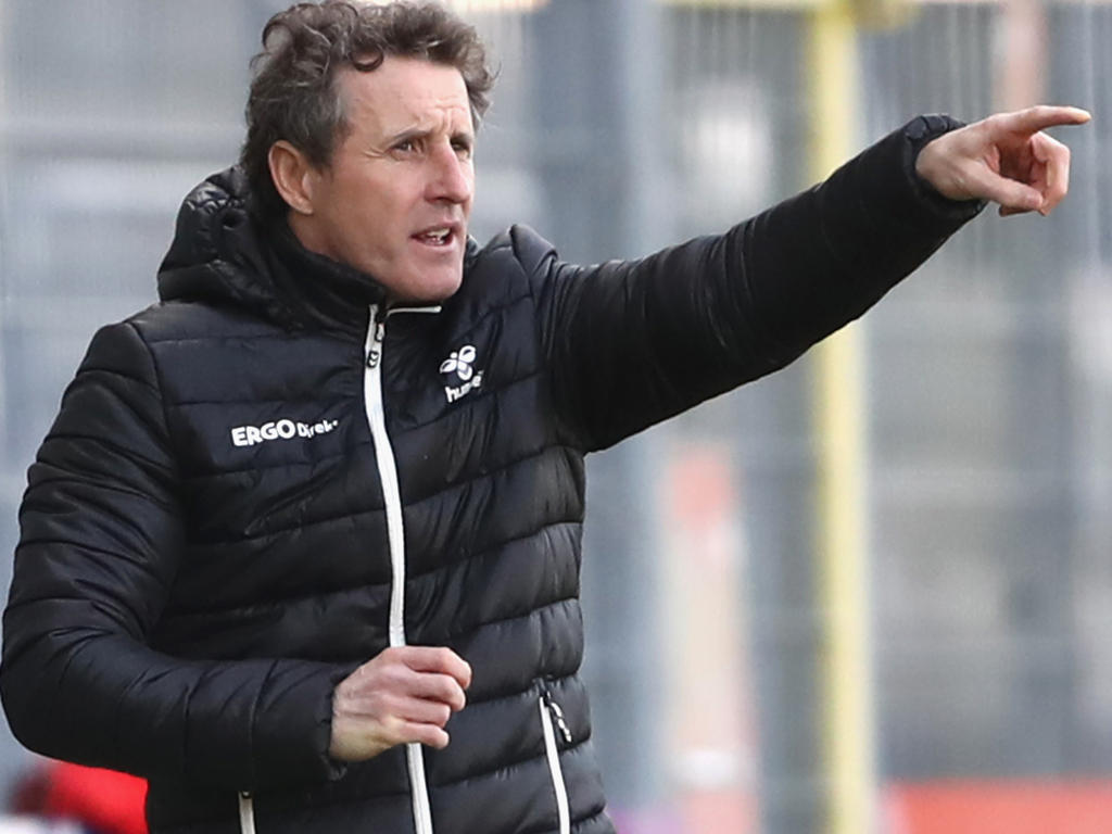 Janos Radoki bleibt Trainer von Greuther Fürth Janos Radoki bleibt Trainer von Greuther Fürth