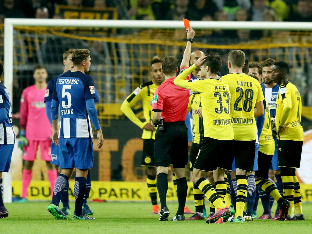 emre mor rote karte emre mor rote karte