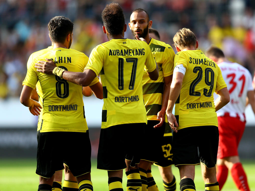 Pierre-Emerick Aubameyang könnte den BVB während der Asien-Reise verlassen Pierre-Emerick Aubameyang könnte den BVB während der Asien-Reise verlassen