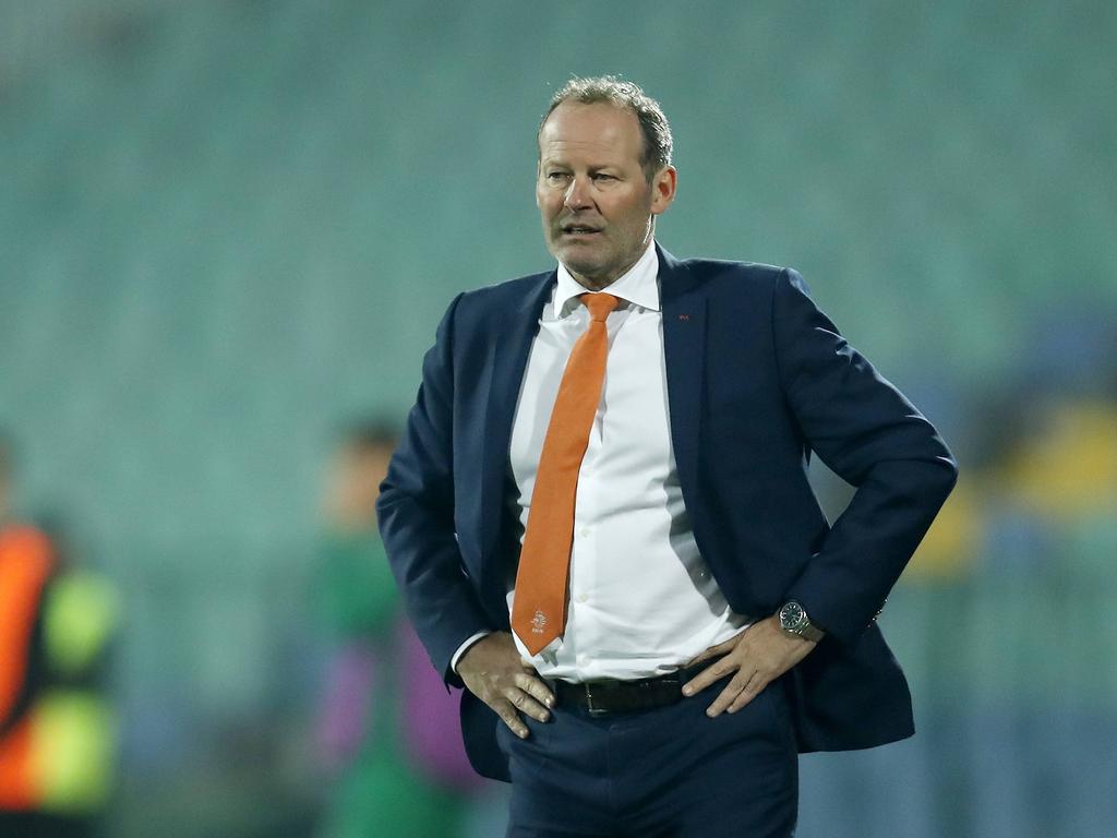 El seleccionador de Holanda, Danny Blind, en el partido de Bulgaria. (Foto: Imago) El seleccionador de Holanda, Danny Blind, en el partido de Bulgaria. (Foto: Imago)