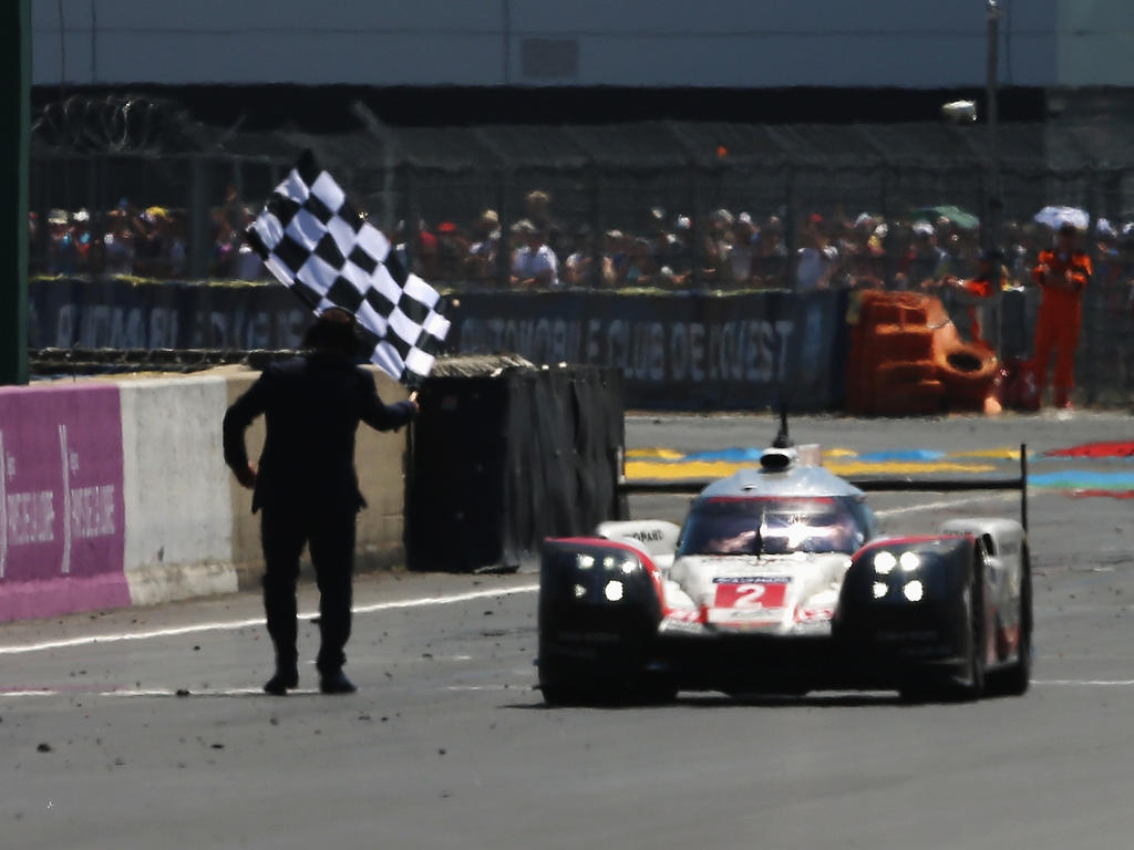 Weht die Zielflagge auch im nächsten Jahr für Porsche? Weht die Zielflagge auch im nächsten Jahr für Porsche?