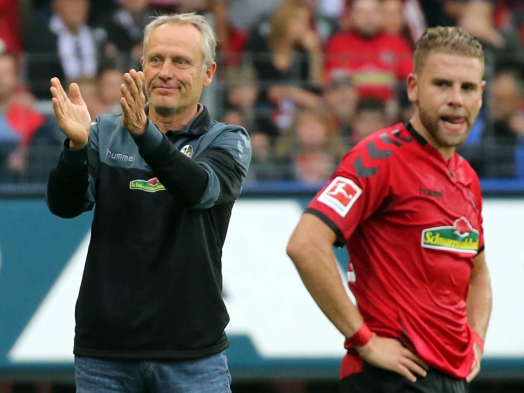 Yoric Ravet (r.) hatte gegen den BVB die Rote Karte gesehen Yoric Ravet (r.) hatte gegen den BVB die Rote Karte gesehen