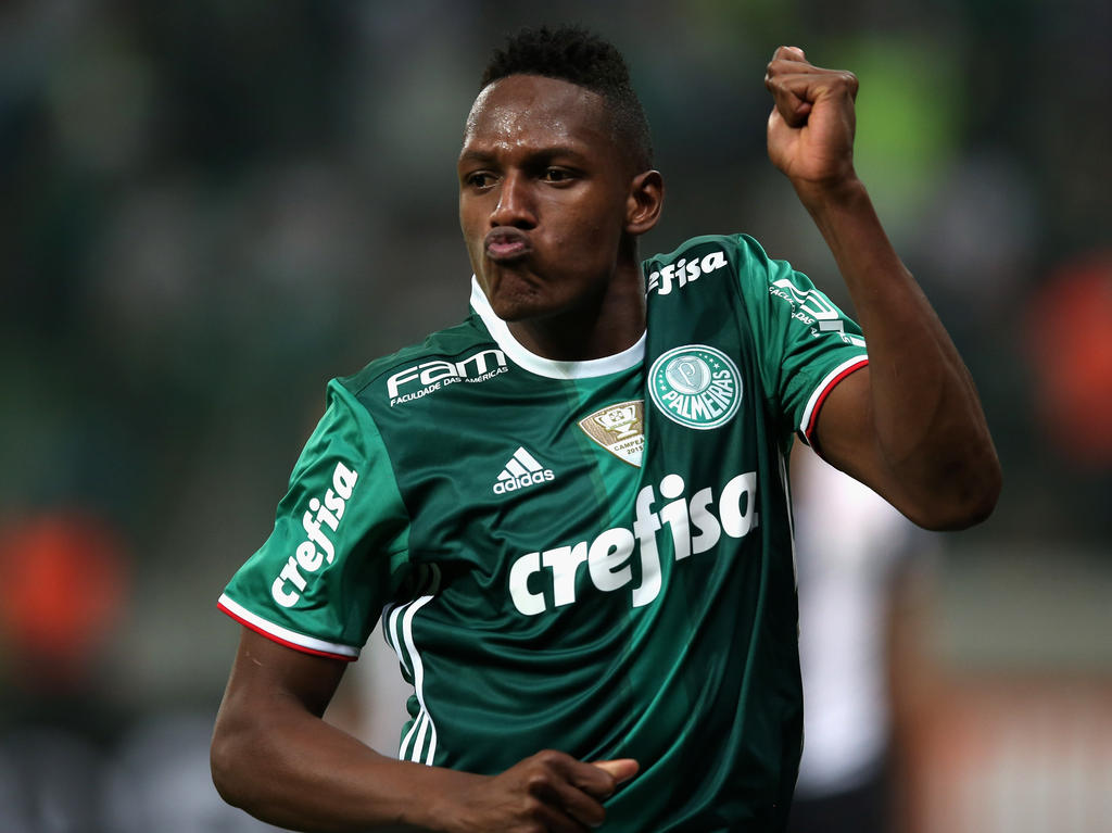 Yerry Mina wird 2018 neuer Teamkollege von Messi und Co. Yerry Mina wird 2018 neuer Teamkollege von Messi und Co.