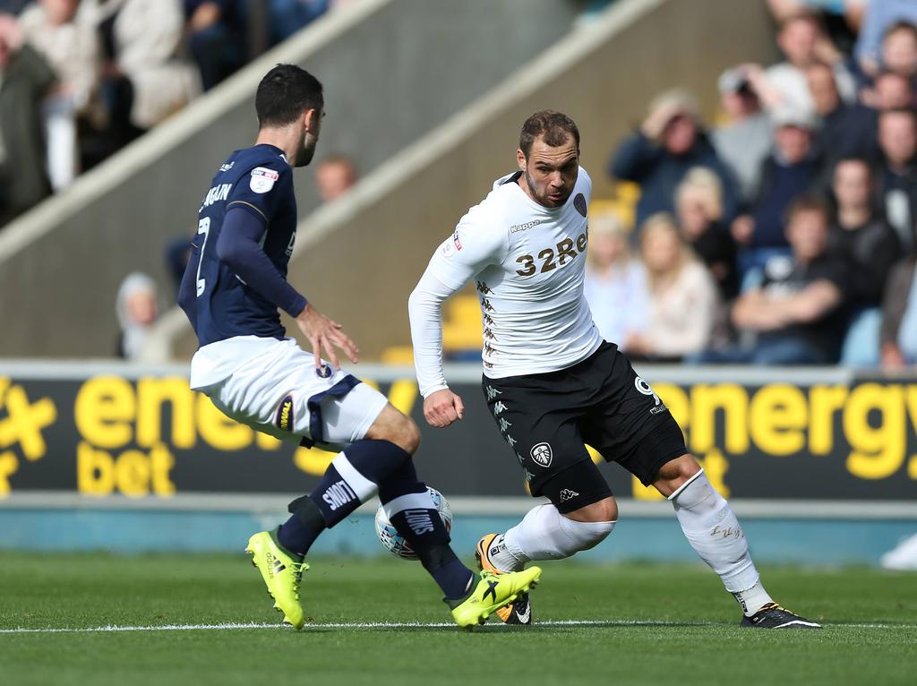 Pierre-Michel Lasogga wurde zum besten Spieler des Monats gewählt Pierre-Michel Lasogga wurde zum besten Spieler des Monats gewählt