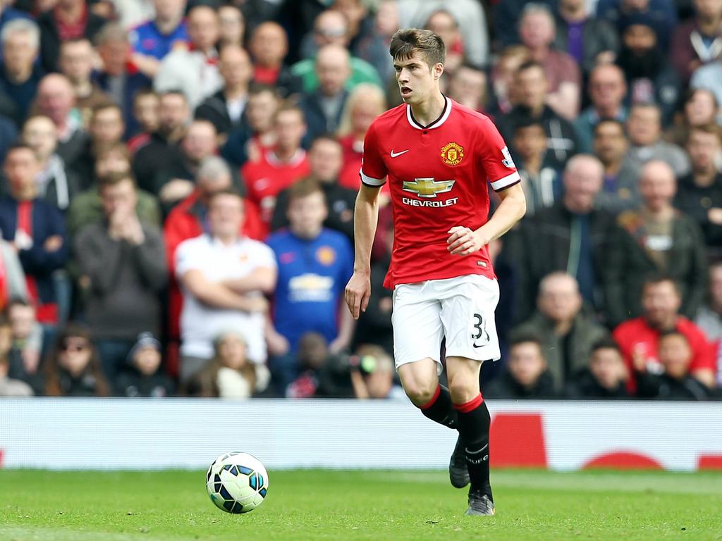 Premier League » News » McNair signs new Man United contract