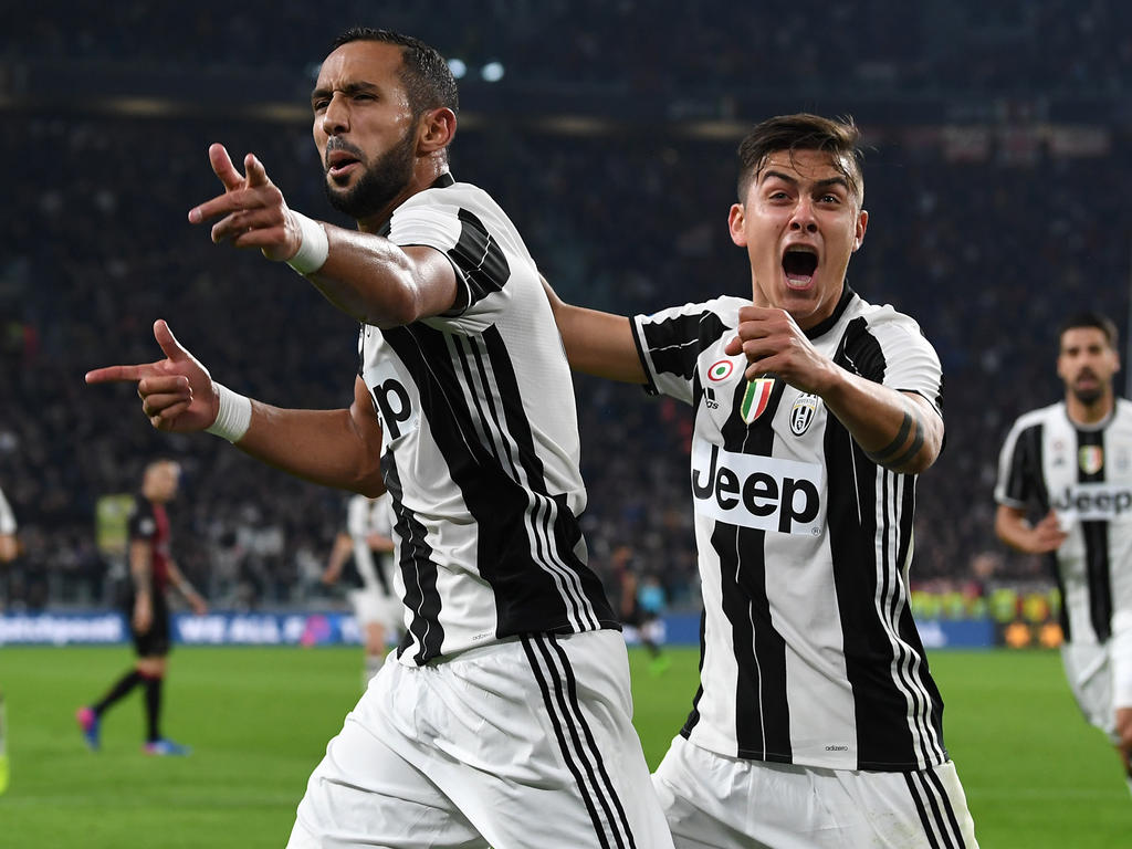 Medhi Benatia (li.) und Paulo Dybala schossen Juve zum Sieg gegen Milan Medhi Benatia (li.) und Paulo Dybala schossen Juve zum Sieg gegen Milan