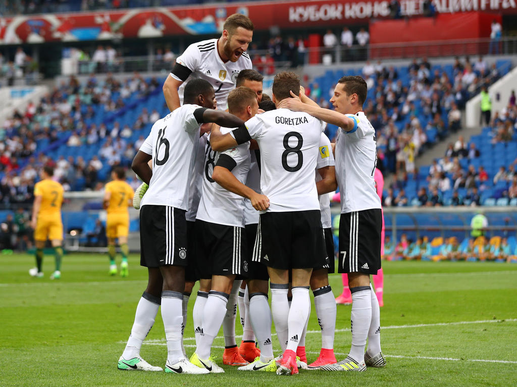 Das deutsche Team bejubelt den Treffer zum zwischenzeitlichen 1:0 Das deutsche Team bejubelt den Treffer zum zwischenzeitlichen 1:0