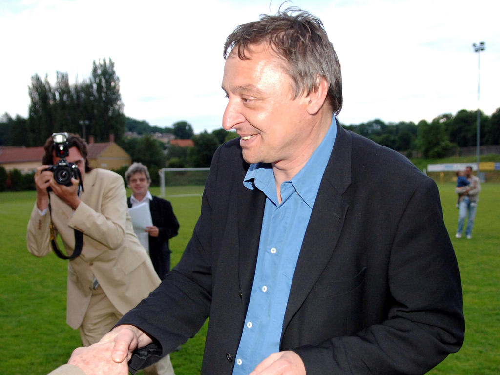 Bruno Mangl, Obmann des SV Neulengbach, ist verstorben Bruno Mangl, Obmann des SV Neulengbach, ist verstorben