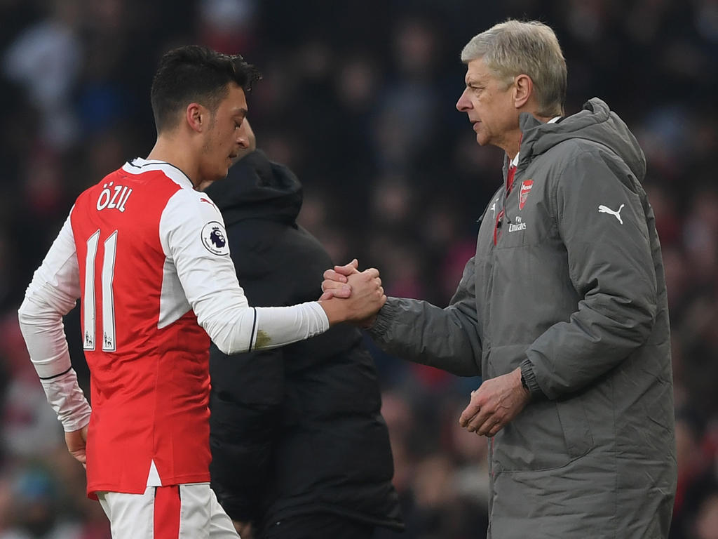 Verlässt Mesut Özil den FC Arsenal im Winter? Verlässt Mesut Özil den FC Arsenal im Winter?