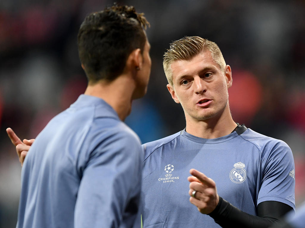 Cristiano Ronaldo (l.) kehrt rechtzeitig zum europäischen Supercup zurück Cristiano Ronaldo (l.) kehrt rechtzeitig zum europäischen Supercup zurück