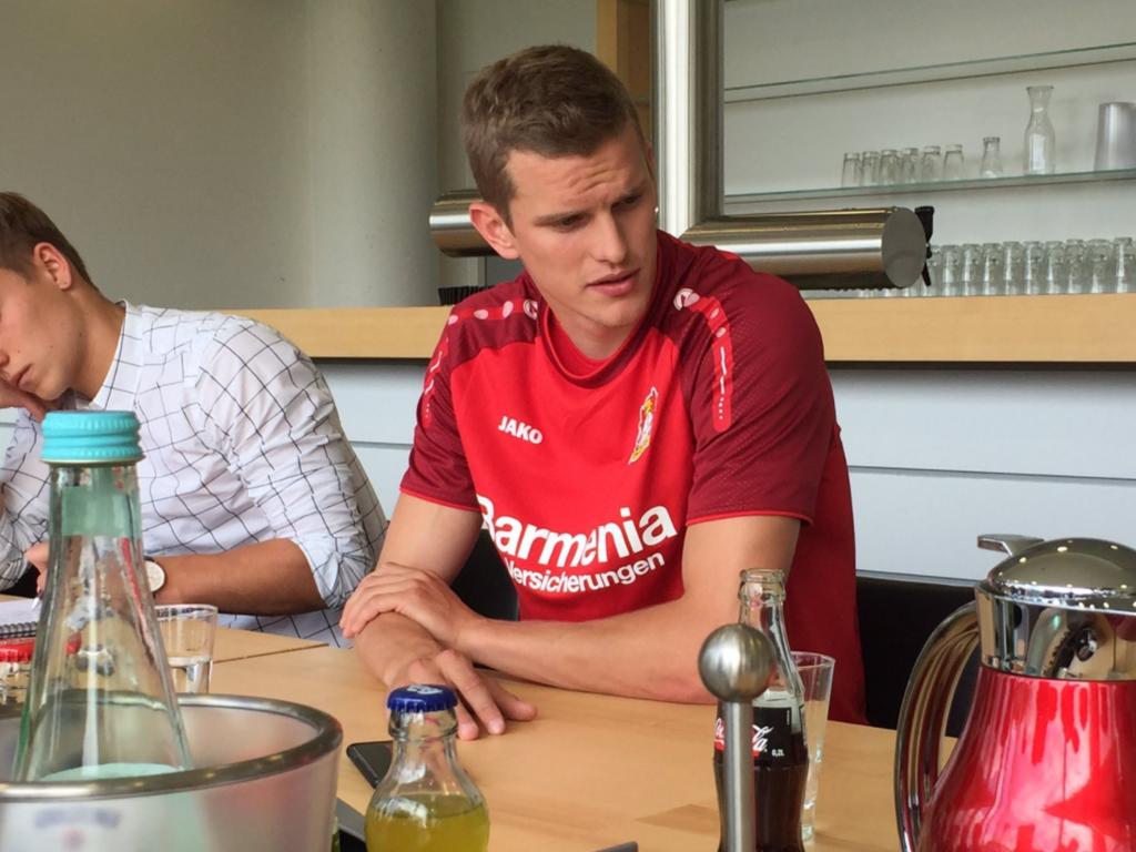 Sven Bender hat sich in einer Medienrunde geäußert Sven Bender hat sich in einer Medienrunde geäußert