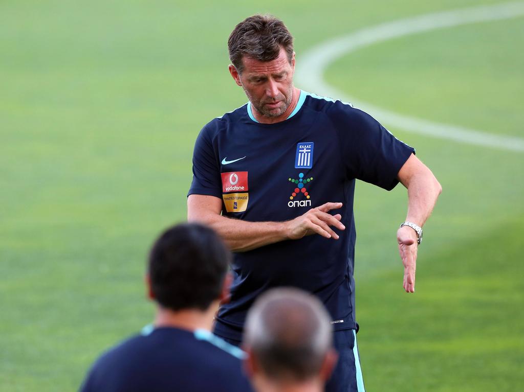 Michael Skibbe spielt mit Griechenland die WM-Playoffs Michael Skibbe spielt mit Griechenland die WM-Playoffs