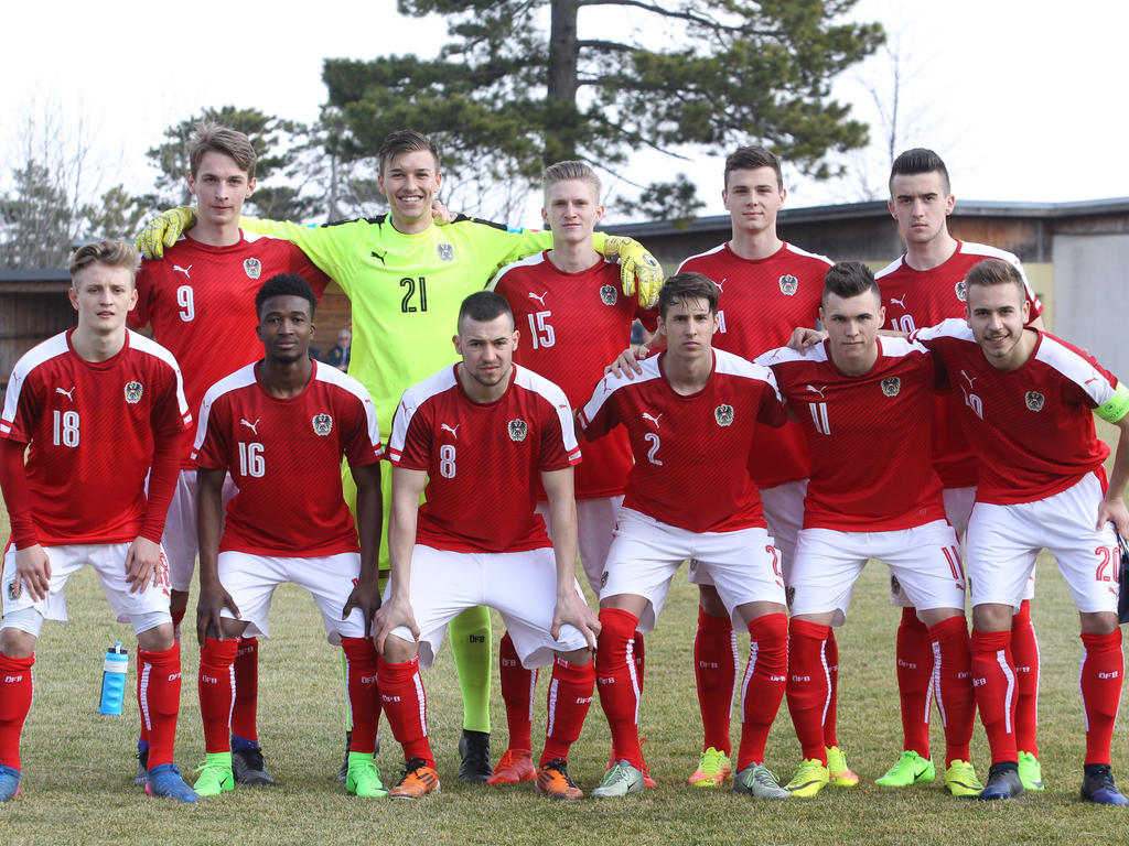 em u17 em u17
