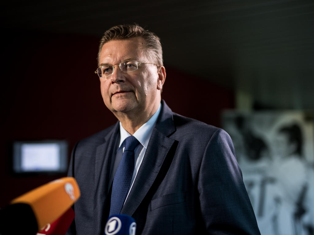 Kein Komplett-Ausschluss - Grindel begnadigt Rostock Kein Komplett-Ausschluss - Grindel begnadigt Rostock