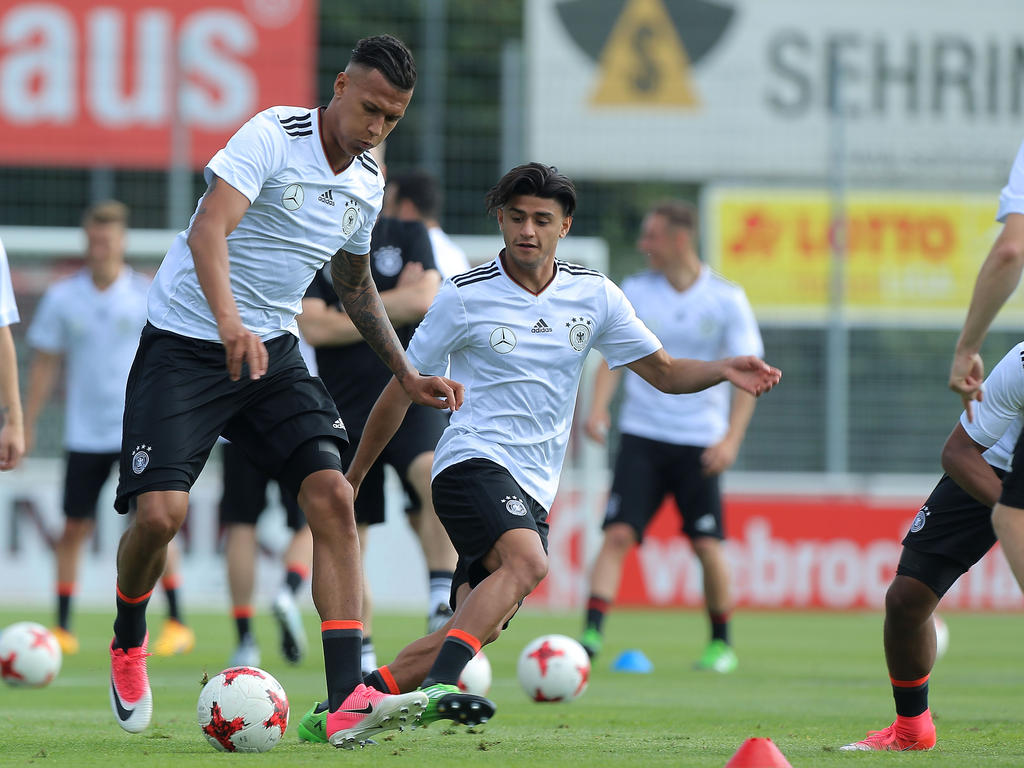 Davie Selke (l.) verschoss einen Elfmeter bei der U21-EM Davie Selke (l.) verschoss einen Elfmeter bei der U21-EM