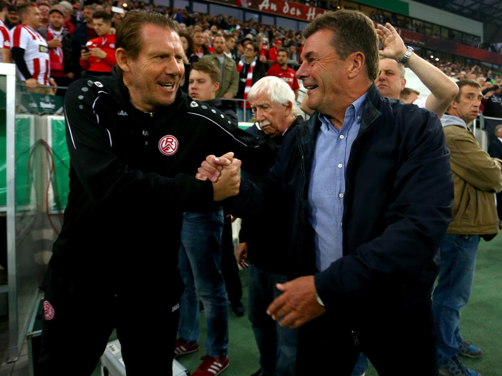 Dieter Hecking (re.) hat ein gutes Spiel seiner Mannschaft gesehen Dieter Hecking (re.) hat ein gutes Spiel seiner Mannschaft gesehen
