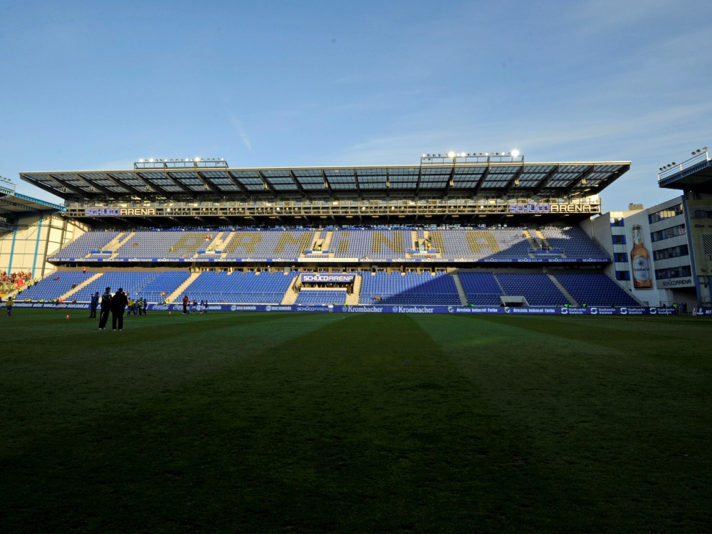 Schauplatz des Teheraner Stadtderbys: die Schüco-Arena Schauplatz des Teheraner Stadtderbys: die Schüco-Arena