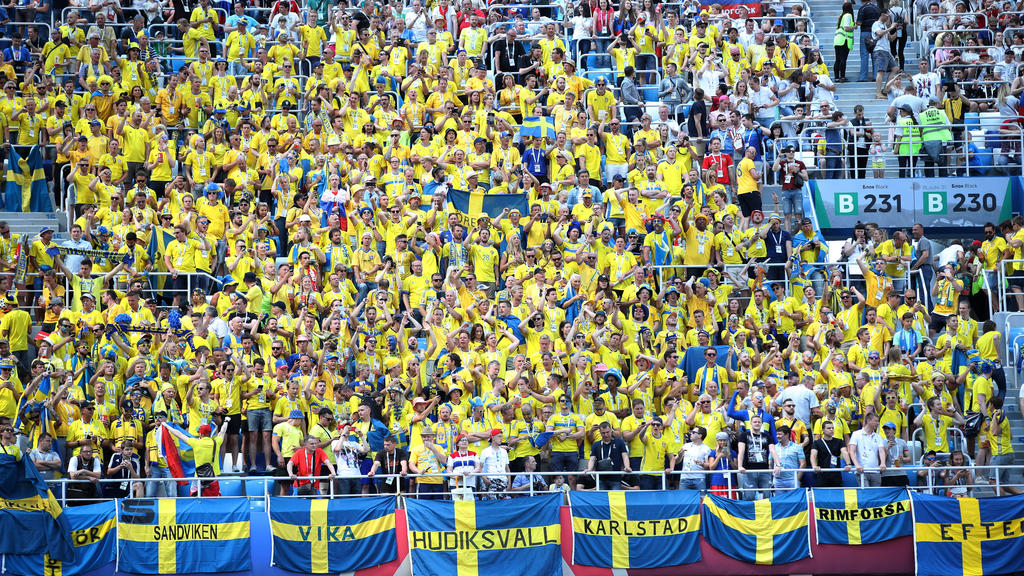 Tausende schwedische Fans hoffen auf einen Sieg ihres Teams