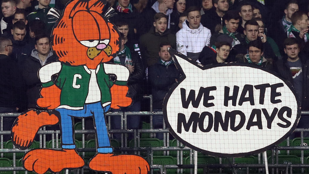 Fans in Bremen protestieren gegen Montagsspiele