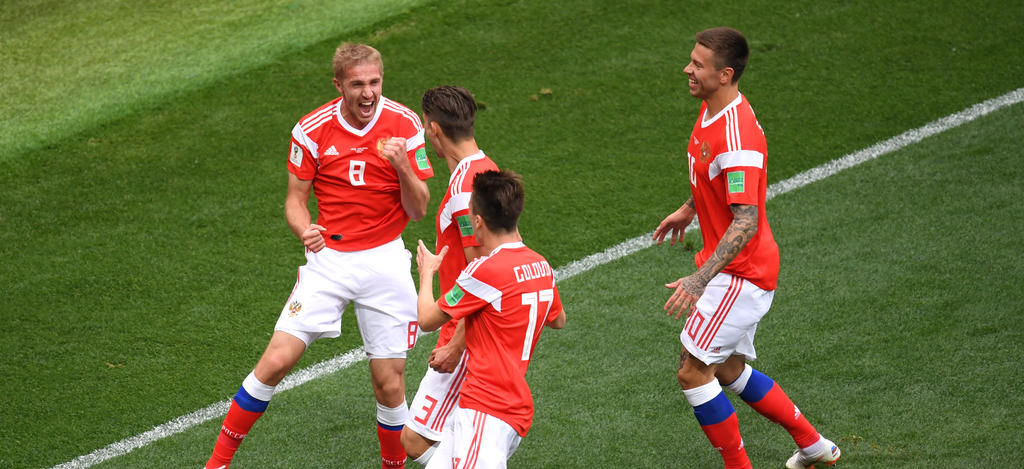 Pure Freude bei den Russen über den Führungstreffer